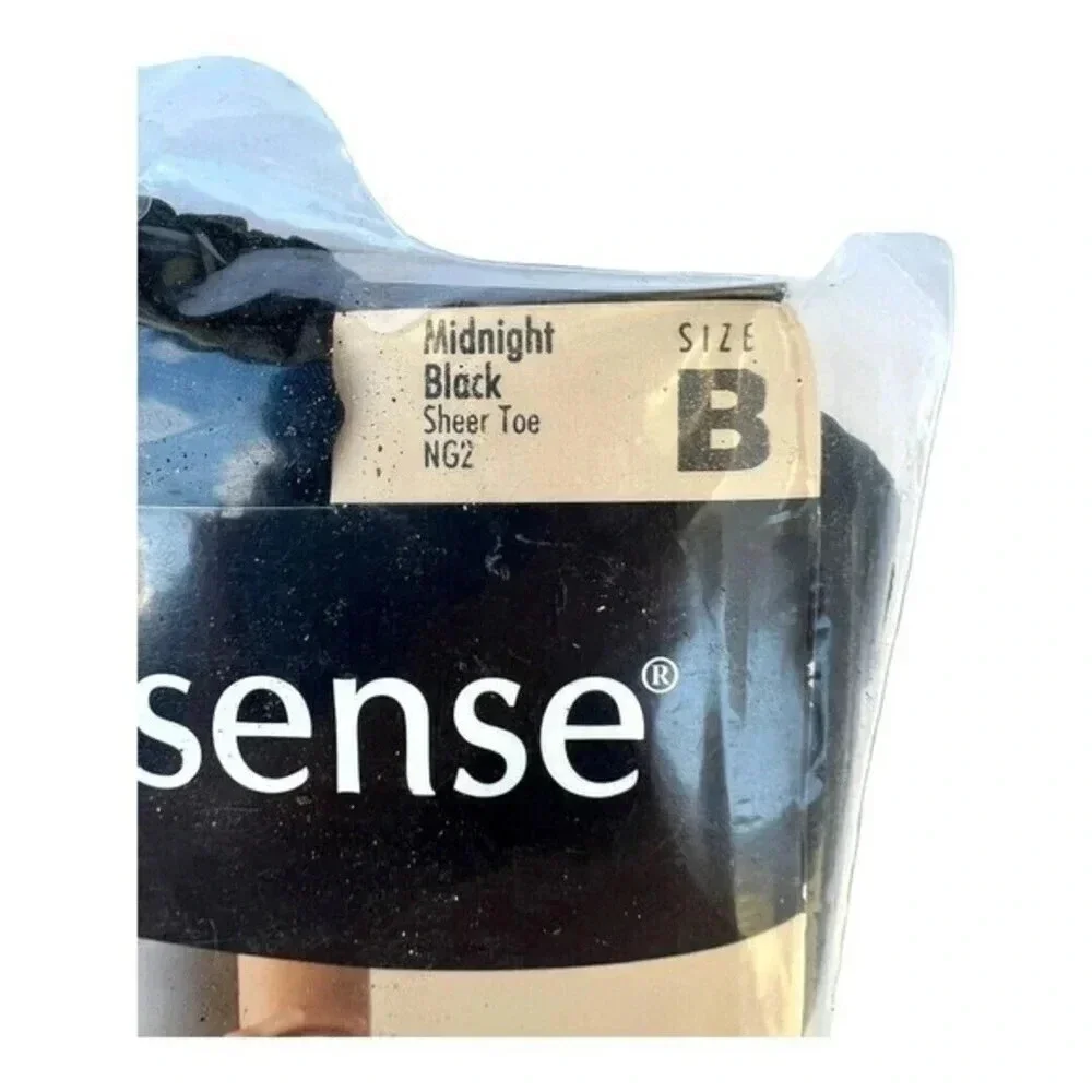No Nonsense Almost Bare Low Rise Pantyhose Midnight Black Sheer Toe Size‎ B​​​